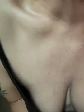 Snapshot of sexymarilyncolombia chatting on March 5, 2025, 6:56 pm sexymarilyncolombia online show from March 5, 2025, 6:56 pm