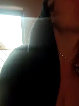 Snapshot of sexymarilyncolombia chatting on March 20, 2025, 9:46 pm sexymarilyncolombia online show from March 20, 2025, 9:46 pm