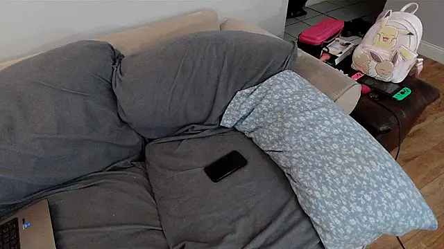 EmoDream1998 online show from March 12, 2025, 1:58 am