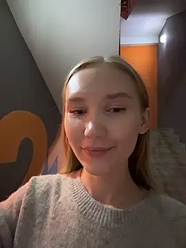 Snapshot of MariaTull chatting on November 16, 2025, 8:02 pm MariaTull online show from November 16, 2025, 8:02 pm