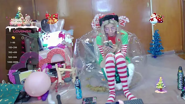 Skinygirl online show from December 18, 2025, 10:57 pm