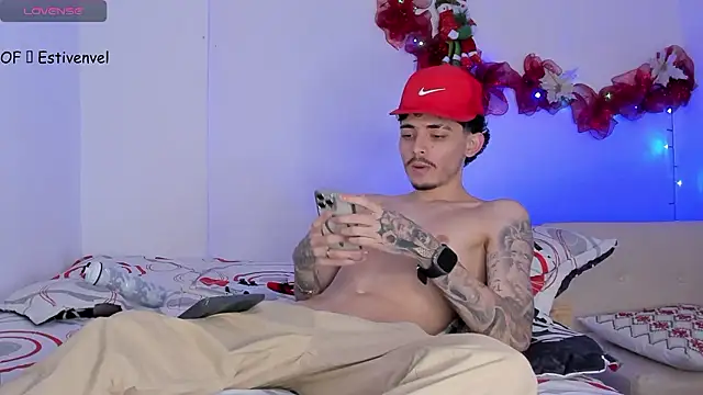 steve latin online show from December 5, 2024, 12:28 pm