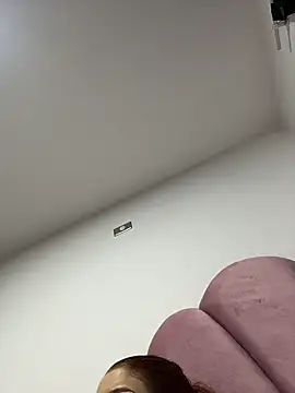 Lucyklein2022 online show from March 20, 2026, 11:50 pm