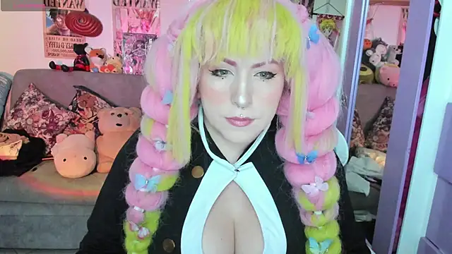 candyy new online show from September 11, 2025, 6:41 pm