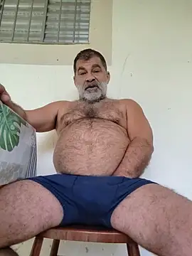 Peludo173317 online show from June 2, 2026, 6:41 pm