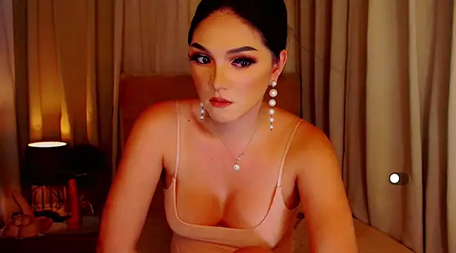 Snapshot of mistressseductionleah chatting on December 14, 2024, 7:51 am mistressseductionleah online show from December 14, 2024, 7:51 am
