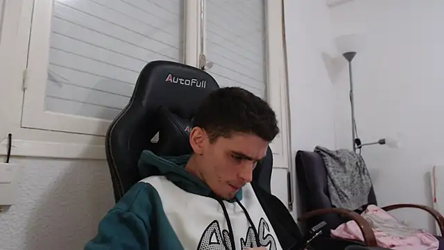 OnlySolovicio online show from November 3, 2025, 7:17 pm