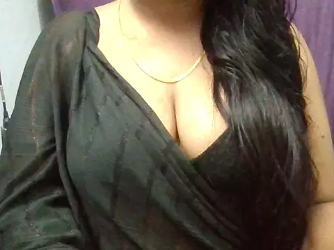 Roopshikha39 online show from October 11, 2025, 6:31 pm