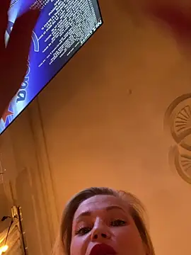 Lady  Maria online show from October 1, 2025, 4:33 pm