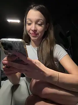 Snapshot of barbiehumpxxx chatting on March 16, 2025, 2:55 pm barbiehumpxxx online show from March 16, 2025, 2:55 pm