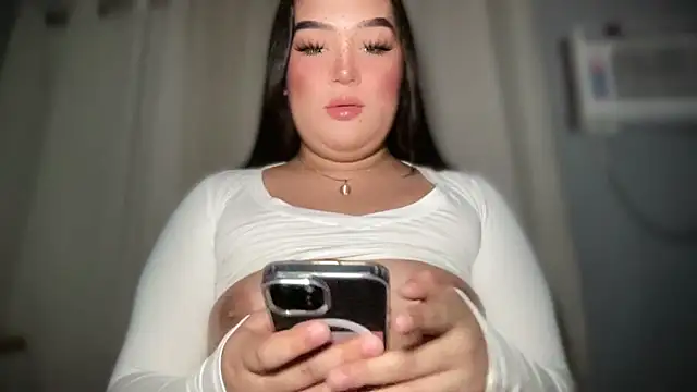 MissCataleyaxxx online show from December 14, 2025, 11:05 am