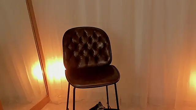 goddes helena online show from February 2, 2025, 2:27 am