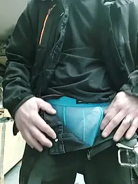 Xcoquinx online show from January 30, 2025, 2:25 pm