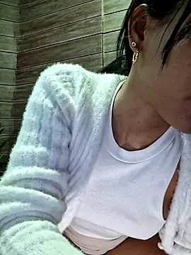 Snapshot of Doll_Loren chatting on October 2, 2025, 3:48 pm Doll Loren online show from October 2, 2025, 3:48 pm