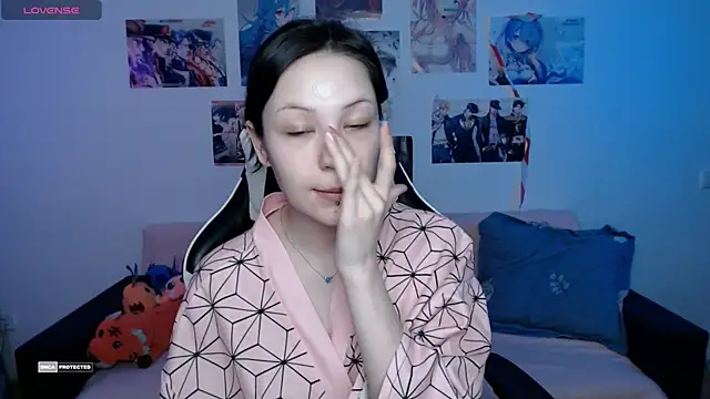 HugoMin online show from December 21, 2024, 9:25 pm