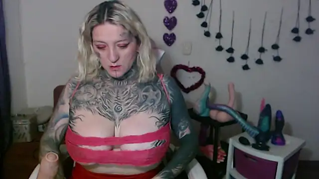 SLOPPYTITSS online show from March 5, 2026, 11:07 am