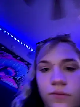 Cutiepiespanks online show from November 8, 2025, 7:39 pm