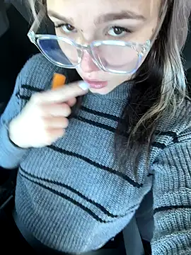 Cutiepiespanks online show from November 29, 2025, 6:19 pm