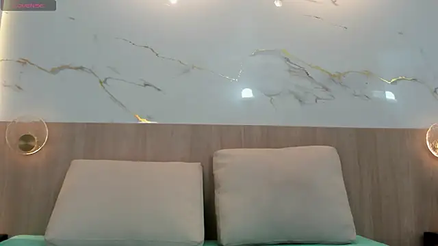 Snapshot of allice_green chatting on April 22, 2026, 1:12 am allice green online show from April 22, 2026, 1:12 am