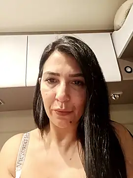 Cataleya80 online show from February 18, 2026, 5:31 pm