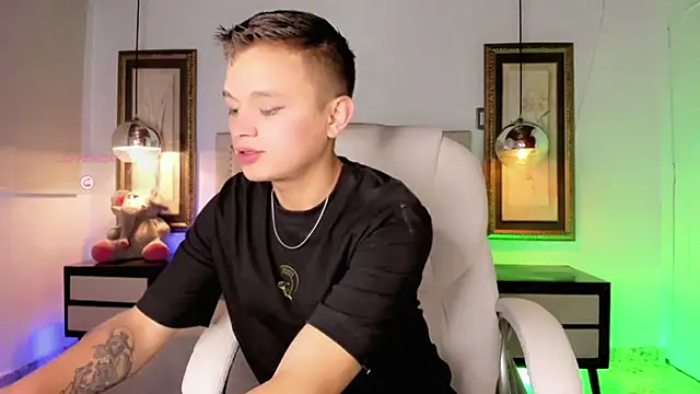 Tim wolf online show from November 14, 2025, 10:02 pm