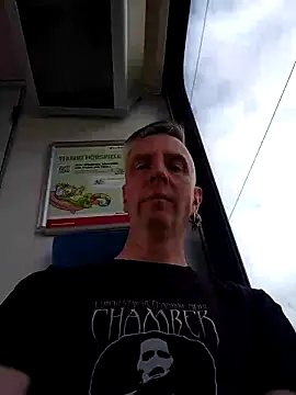 seelengleich online show from March 25, 2026, 11:42 am