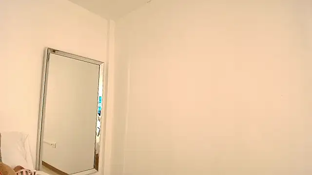 Snapshot of Isabella_Harley chatting on February 20, 2026, 1:57 pm Isabella Harley online show from February 20, 2026, 1:57 pm