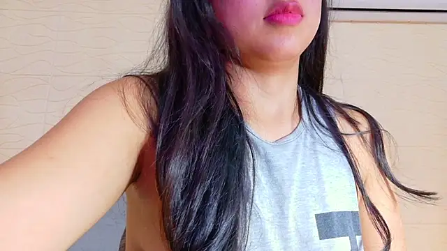 Sweet baby hellen online show from March 4, 2025, 10:24 am