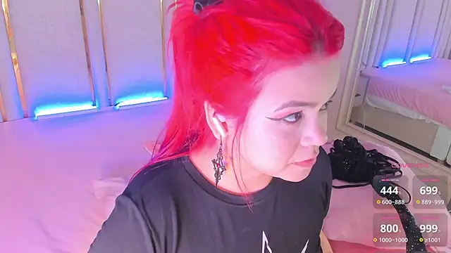 Snapshot of Saekohofman chatting on September 24, 2025, 4:08 am Saekohofman online show from September 24, 2025, 4:08 am