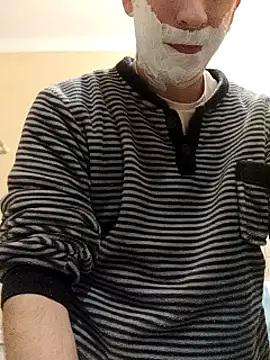 White rabbit  online show from February 7, 2025, 9:04 pm