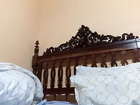 White rabbit  online show from February 15, 2025, 9:17 pm