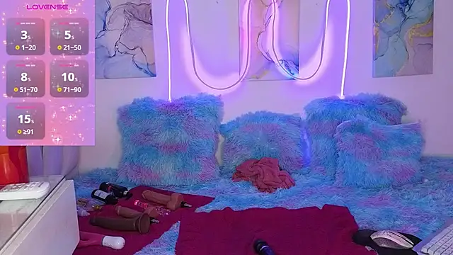 ManeSummers online show from October 25, 2025, 3:49 am