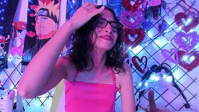 Snapshot of Alice_jacobs1 chatting on March 13, 2025, 4:38 am Alice jacobs1 online show from March 13, 2025, 4:38 am