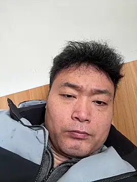 Snapshot of S00 chatting on December 18, 2025, 3:55 am S00 online show from December 18, 2025, 3:55 am