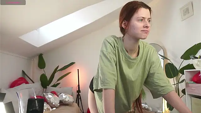 doll lesli online show from February 16, 2026, 11:53 am