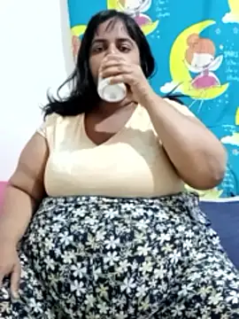 SusanaEshwar online show from May 13, 2026, 6:59 pm