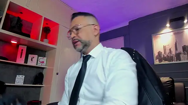 MrFrank tattoo online show from February 21, 2026, 11:56 am