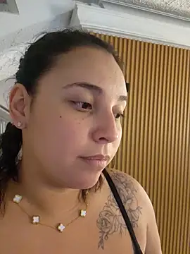 LizzRouse online show from March 19, 2026, 6:30 pm