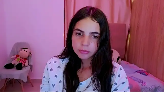  elenna online show from June 7, 2026, 5:29 pm