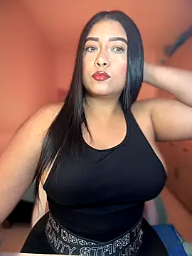 cami ortiz   online show from October 10, 2025, 4:35 am