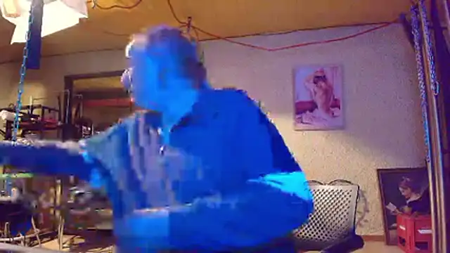 jeanlulu online show from May 4, 2026, 6:22 pm