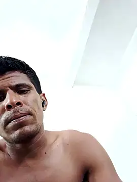 jezuzu1992 online show from October 6, 2025, 3:02 pm