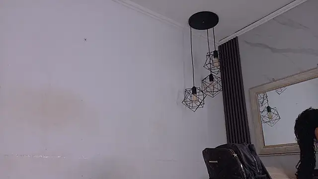 kristyl paez online show from February 3, 2026, 7:08 pm