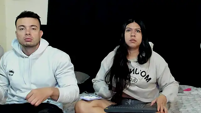 lissandthor13 online show from December 15, 2025, 10:54 am