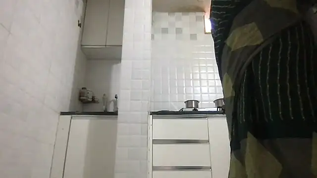 Riyasingh9 online show from December 23, 2025, 4:23 am