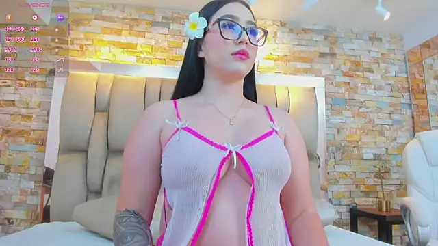 aria paul online show from April 25, 2026, 10:51 am