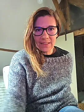 Lina lou4 online show from November 21, 2025, 12:48 pm