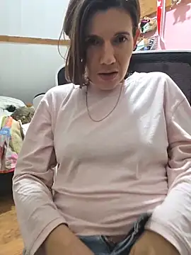 Lina lou4 online show from November 11, 2025, 5:08 pm