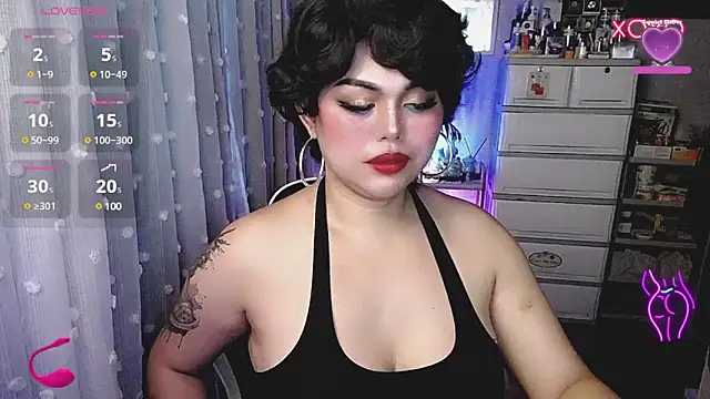 Snapshot of cherry_RED5 chatting on December 6, 2024, 3:24 am cherry RED5 online show from December 6, 2024, 3:24 am