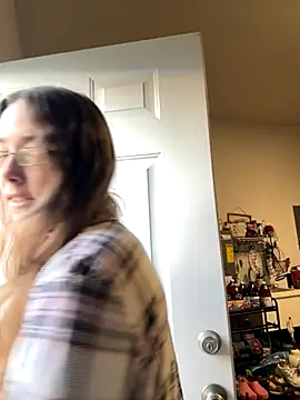 Dakota 02 online show from November 19, 2025, 12:27 pm